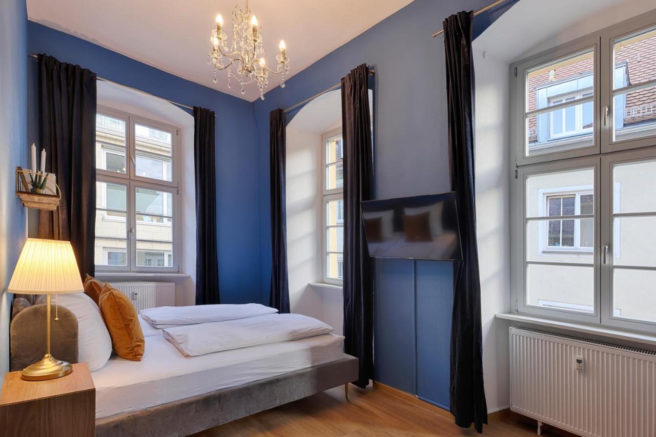 Homie Stay Am Marktplatz - Wohnen Im Historischen Balthasar-Neumann-Apartment 뷔르츠부르크 외부 사진