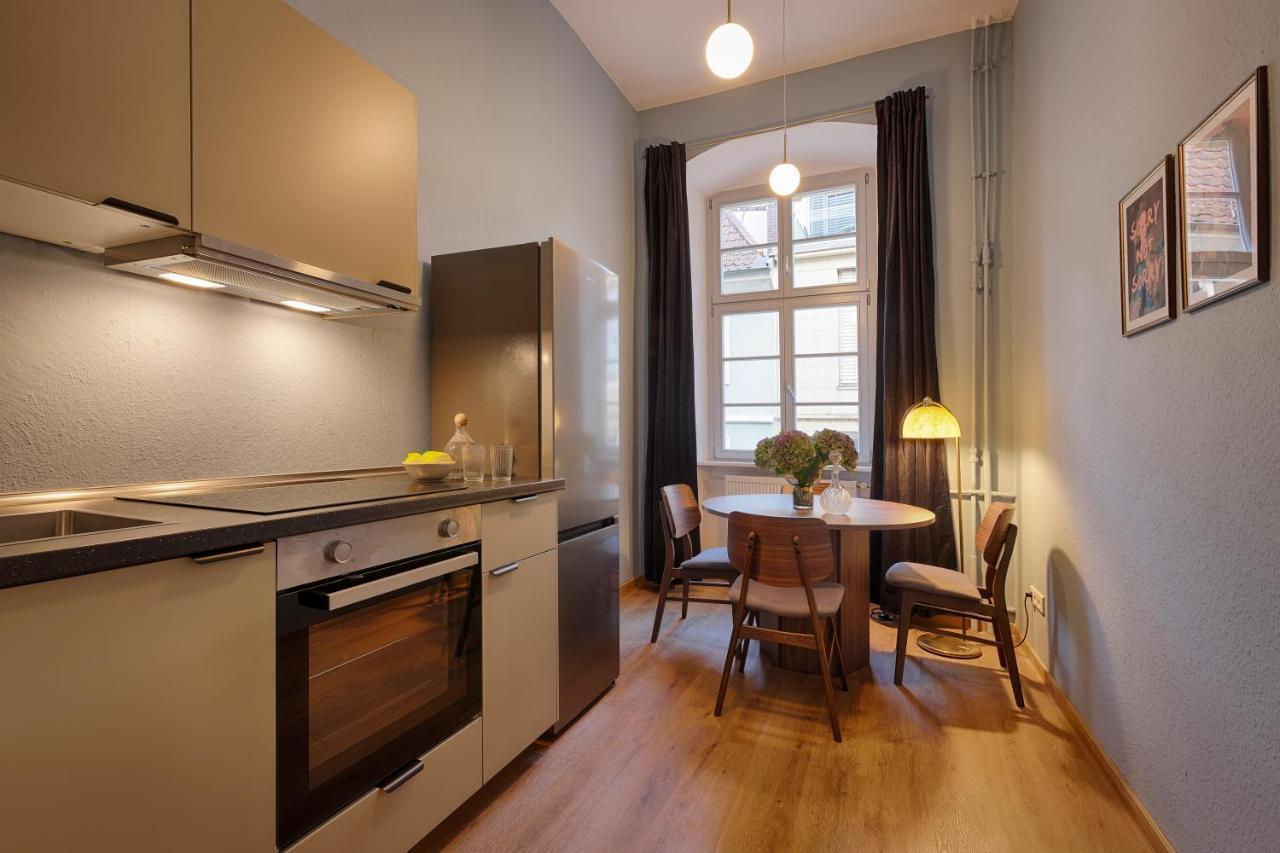 Homie Stay Am Marktplatz - Wohnen Im Historischen Balthasar-Neumann-Apartment 뷔르츠부르크 외부 사진